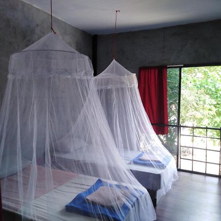 พยาม โฮสเทว Hostel เกาะพยาม ภายนอก รูปภาพ