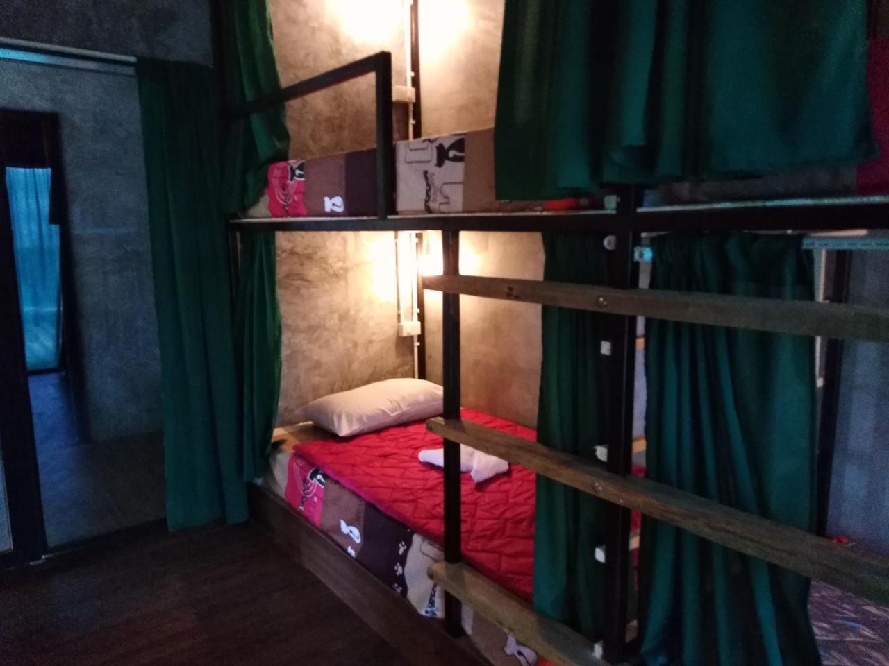 พยาม โฮสเทว Hostel เกาะพยาม ภายนอก รูปภาพ