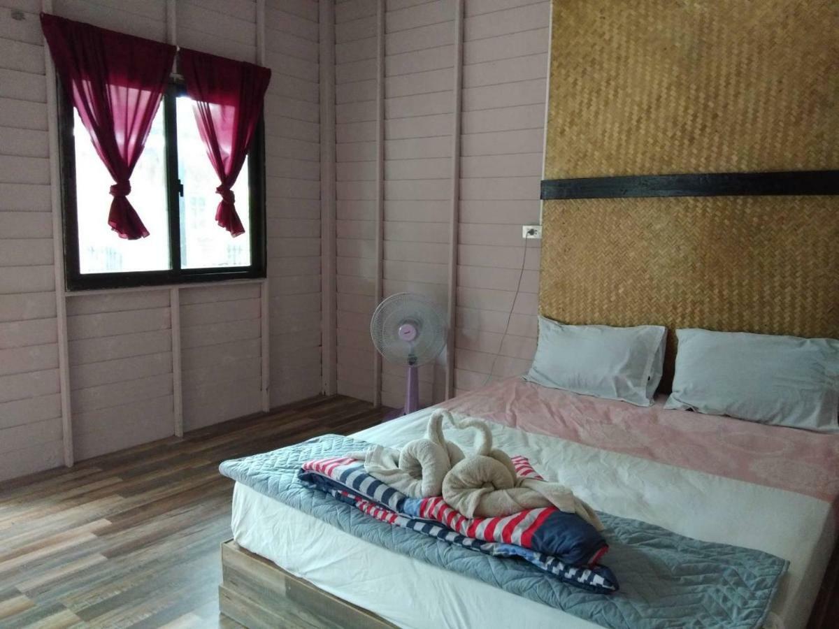 พยาม โฮสเทว Hostel เกาะพยาม ภายนอก รูปภาพ