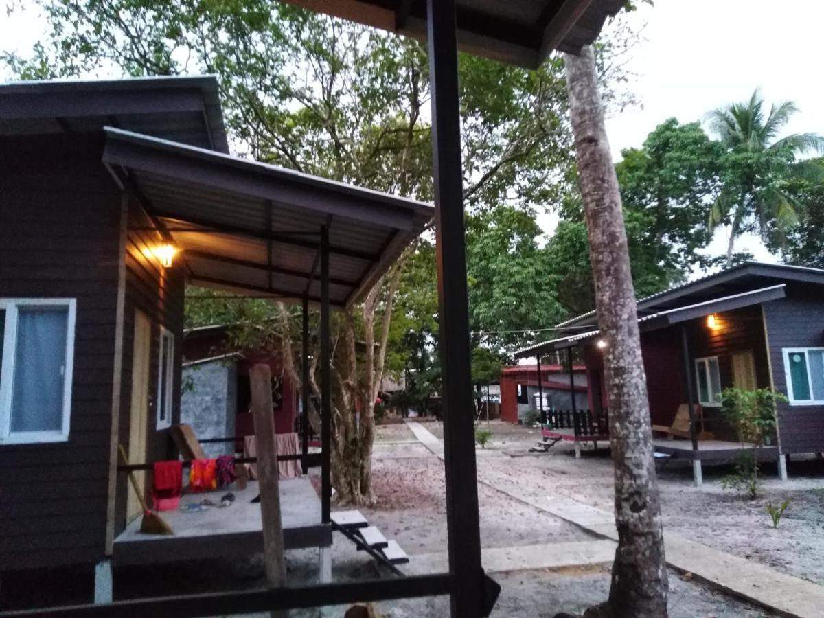 พยาม โฮสเทว Hostel เกาะพยาม ภายนอก รูปภาพ
